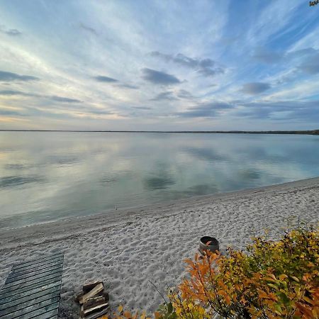 Ntj Moose Lake Cabin Bonnyville 外观 照片