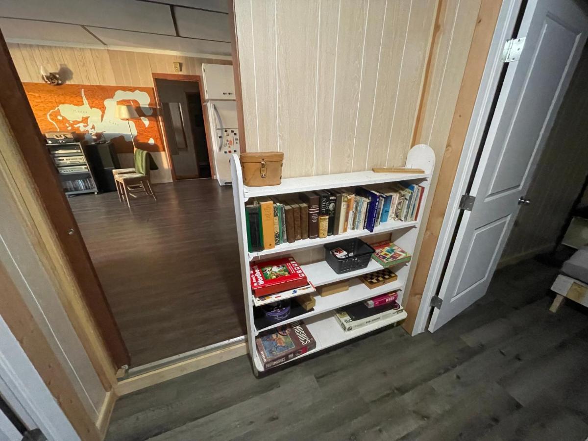 Ntj Moose Lake Cabin Bonnyville 外观 照片