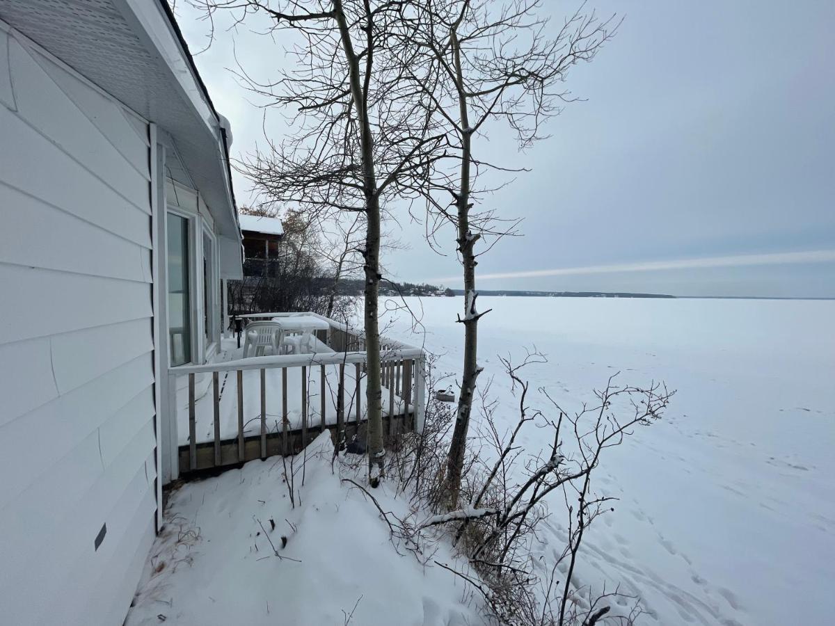 Ntj Moose Lake Cabin Bonnyville 外观 照片